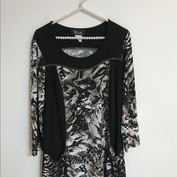 Bali Black & White Animal Print Pullover Top, Size M - Picture 4 of 12